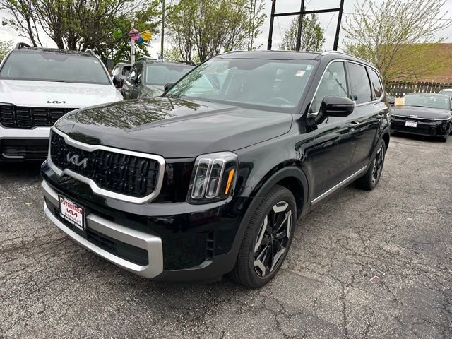 Used 2023 Kia Telluride EX w/ EX Captain's Chair Package FWD video 1