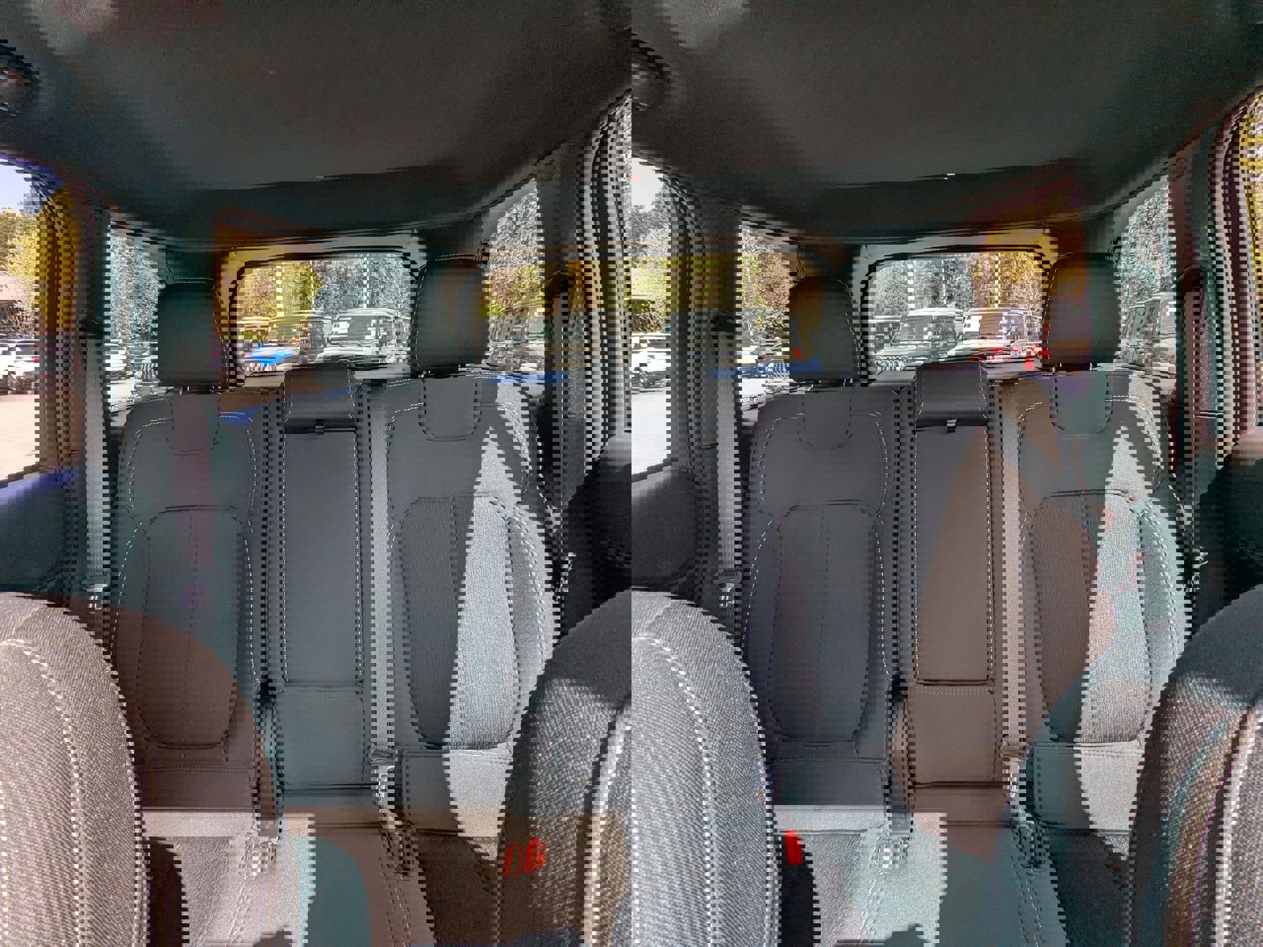 Certified 2025 Jeep Grand Cherokee Laredo X w/ Luxury Tech Group I image 10