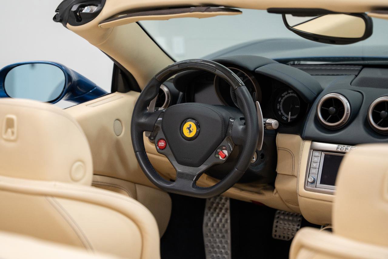 Used 2010 Ferrari California RWD image 49