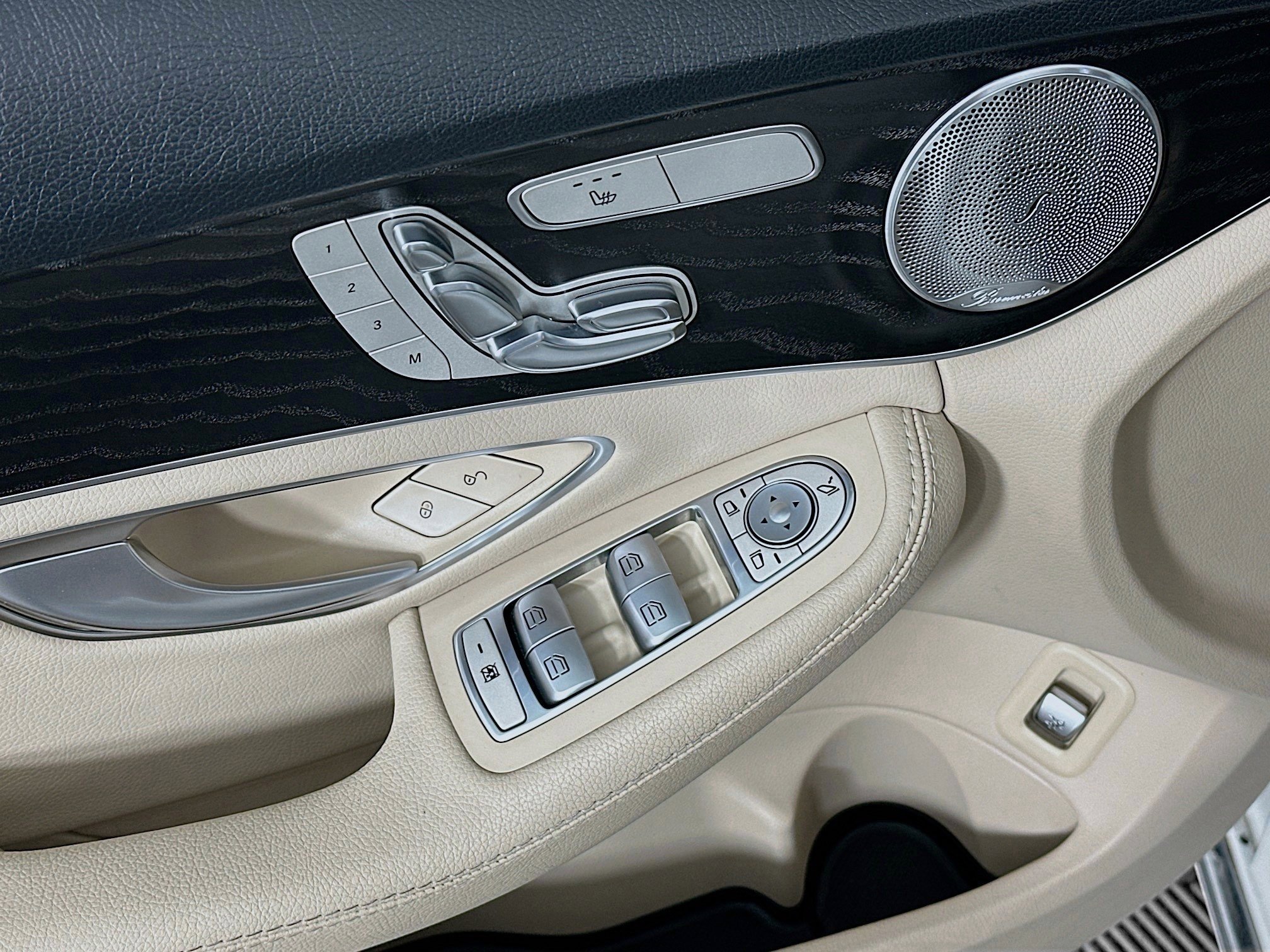 Used 2017 Mercedes-Benz C 300 C 300 image 15