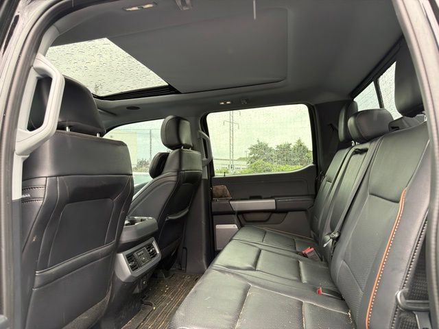 Used 2025 Ford F250 Lariat w/ Lariat Ultimate Package AWD/4WD image 17