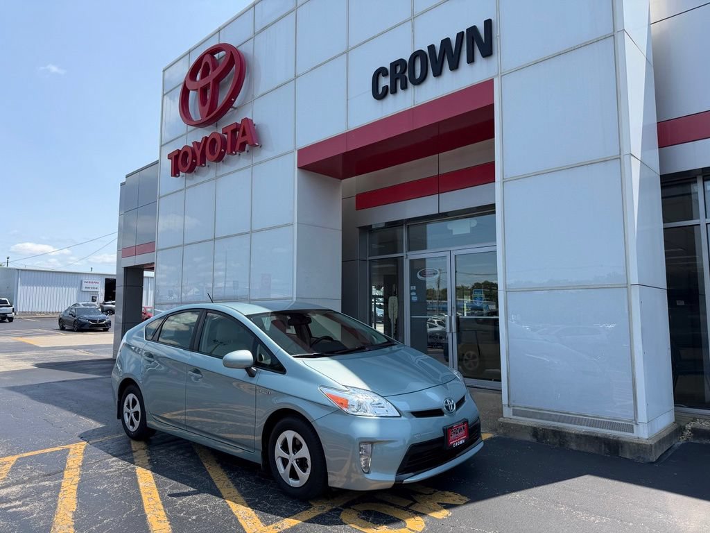 Used 2014 Toyota Prius Four FWD image 1