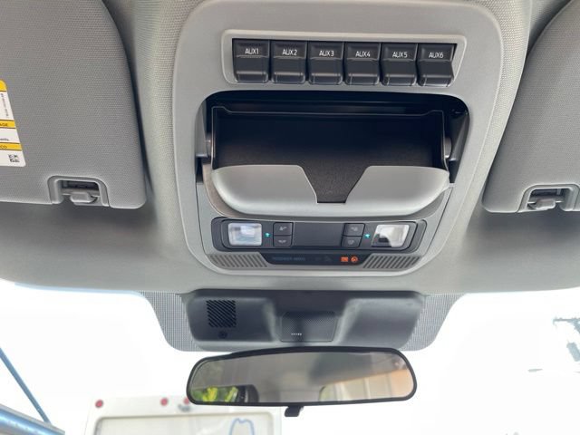 New 2026 Ford F550 4x4 Regular Cab Super Duty image 36