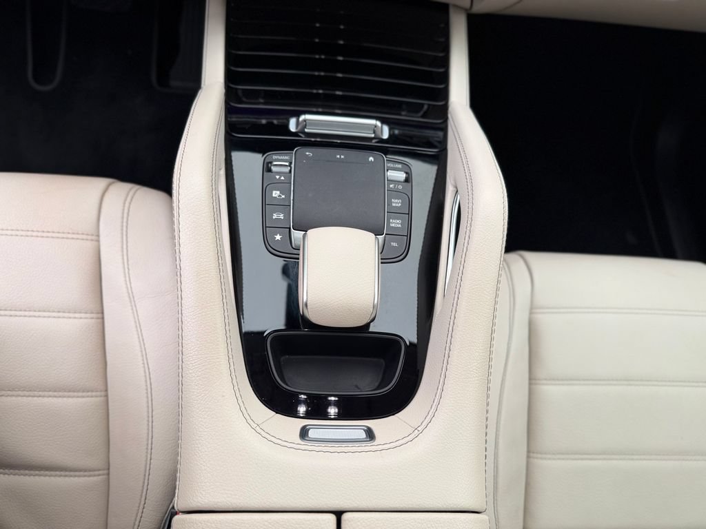 Used 2021 Mercedes-Benz GLE 350 4MATIC w/ Premium Package image 17