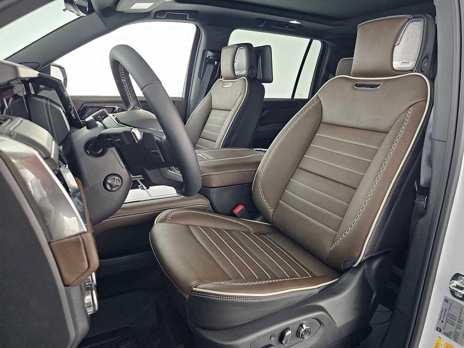 New 2026 GMC Yukon XL Denali Ultimate w/ LPO, Illumination Package image 24