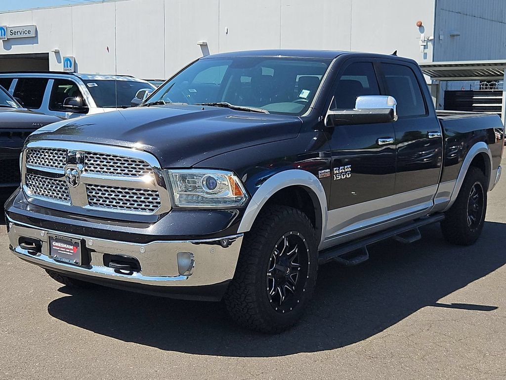 Used 2015 RAM 1500 Laramie w/ Convenience Group AWD/4WD image 3