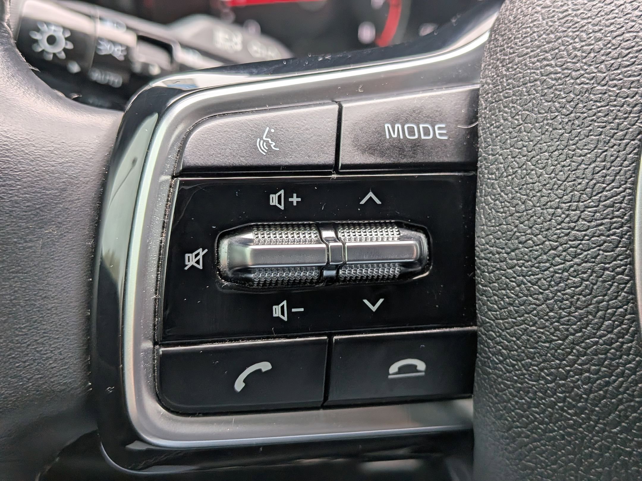 Used 2021 Kia Sorento SX FWD image 14