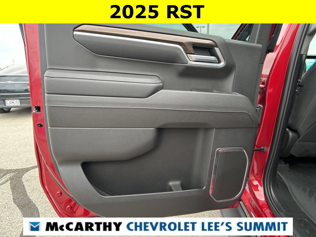 Certified 2025 Chevrolet Silverado 1500 RST image 34