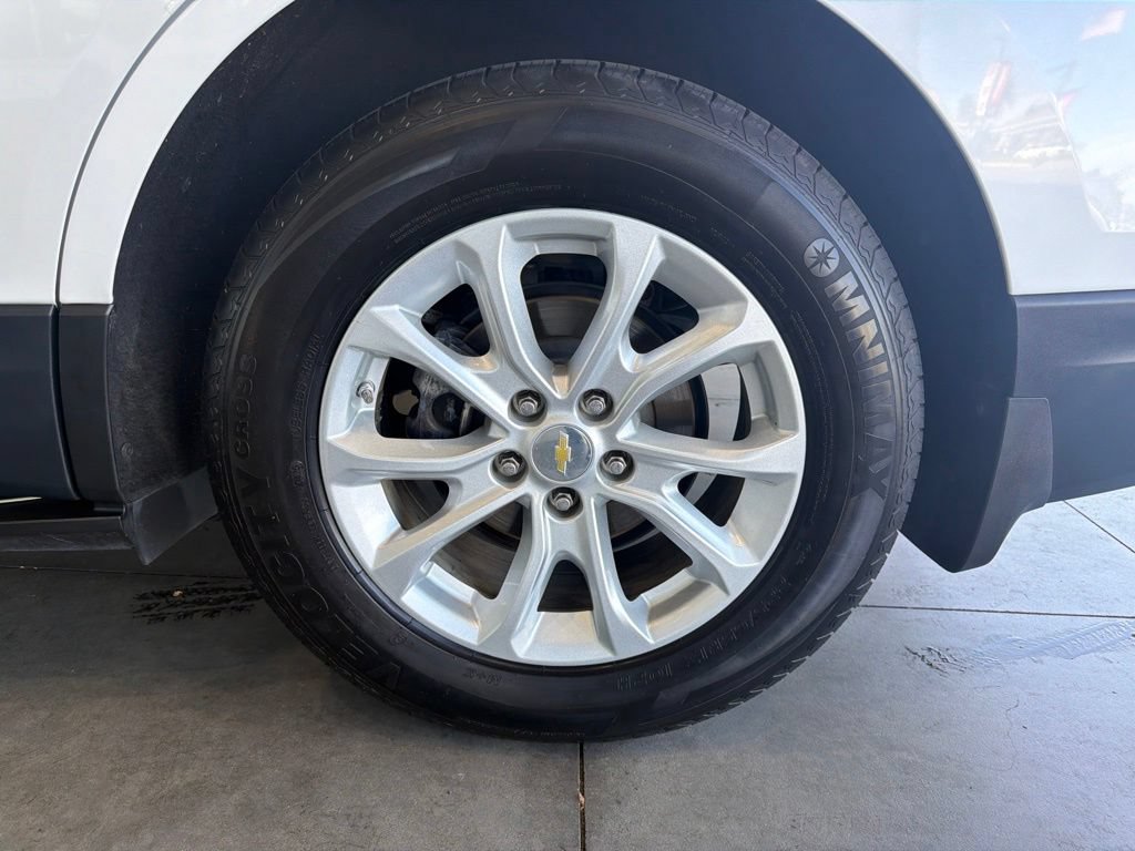 Used 2019 Chevrolet Equinox LT FWD image 16