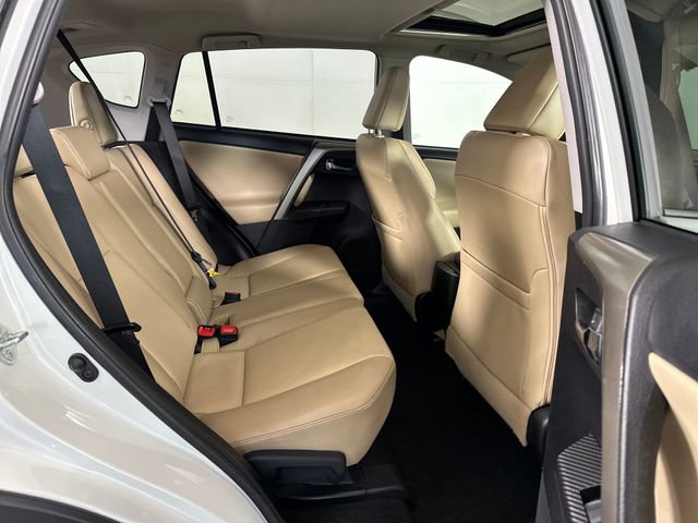 Used 2015 Toyota RAV4 Limited image 27