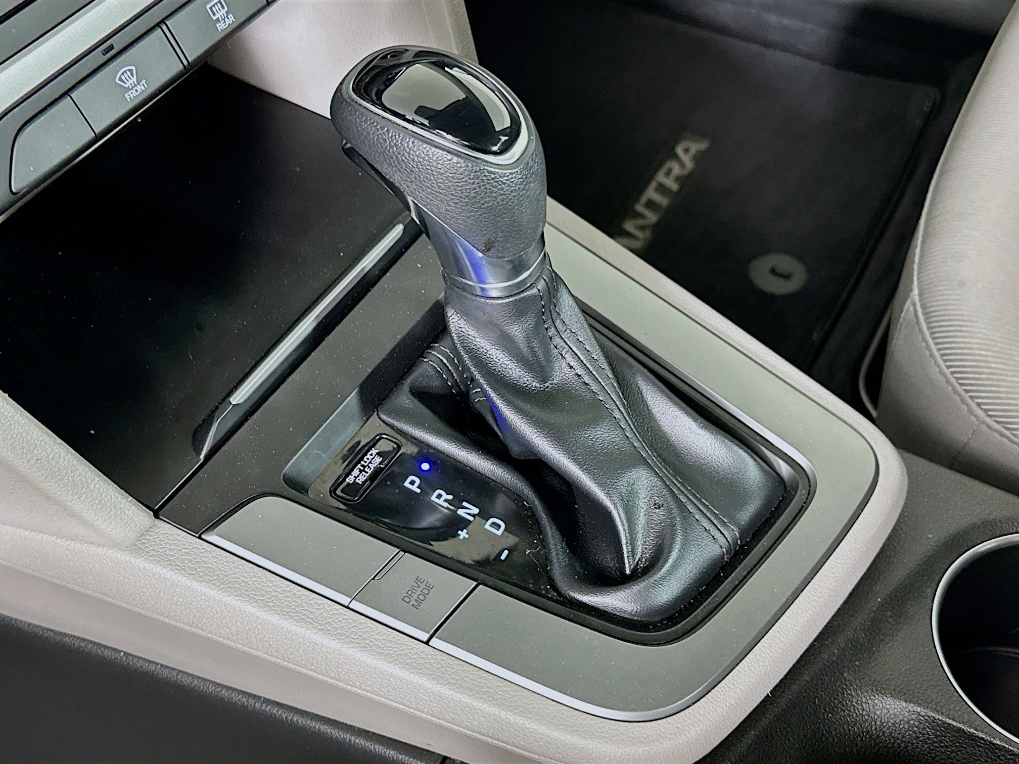 Used 2018 Hyundai Elantra SEL image 24