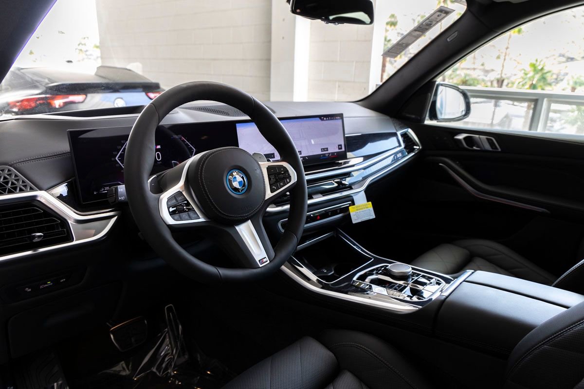 New 2026 BMW X5 xDrive50e image 16