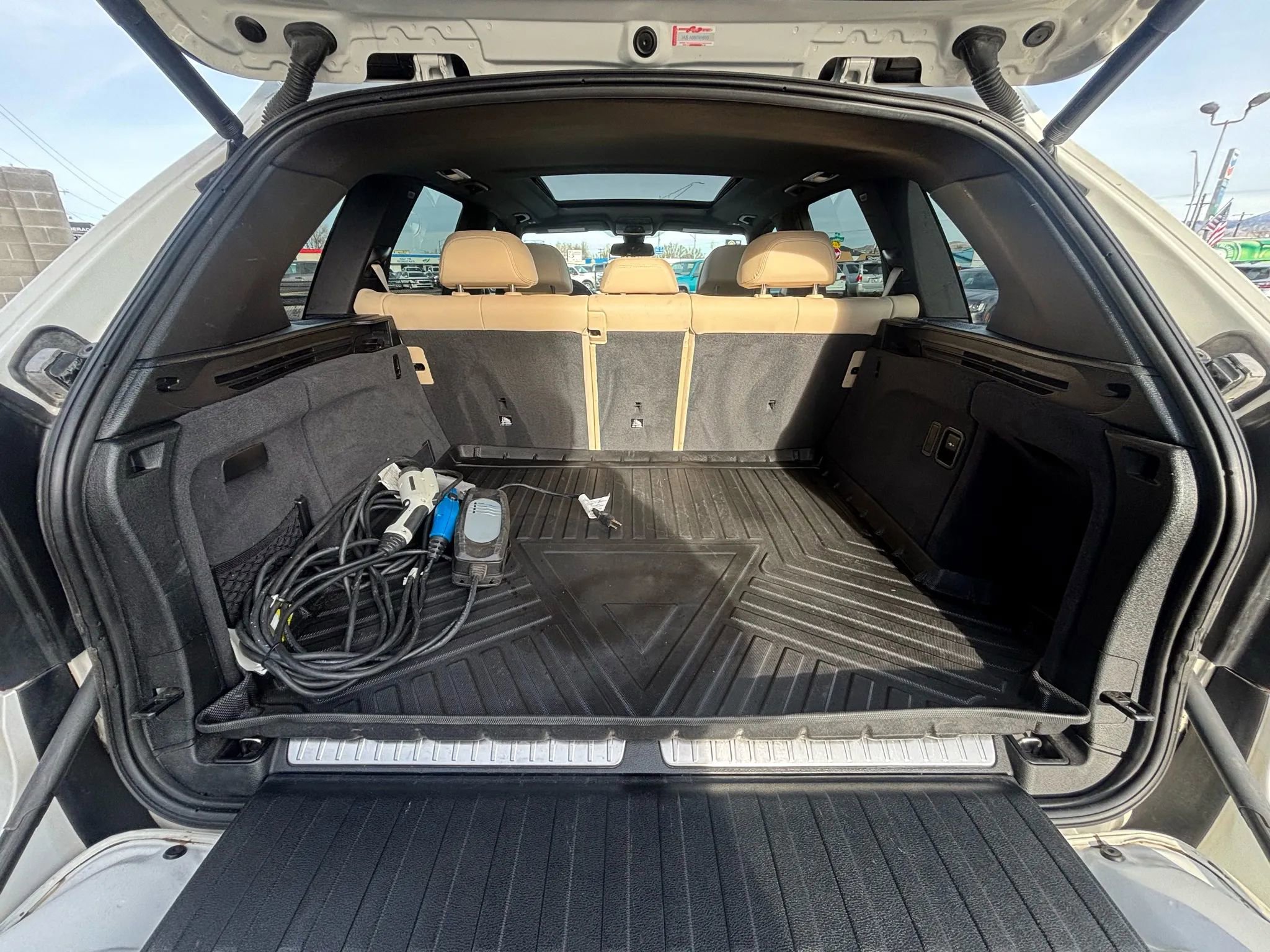 Used 2018 BMW X5 xDrive40e image 17