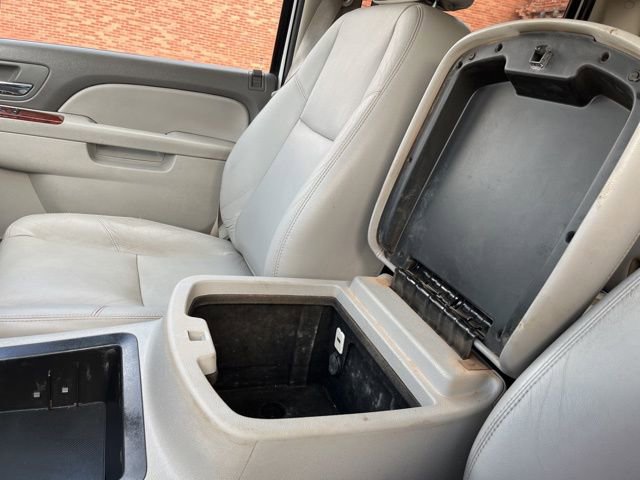 Used 2013 GMC Sierra 2500 SLT w/ Entertainment Package AWD/4WD image 28