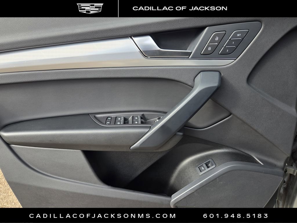 Used 2025 Audi Q5 2.0T Premium image 13