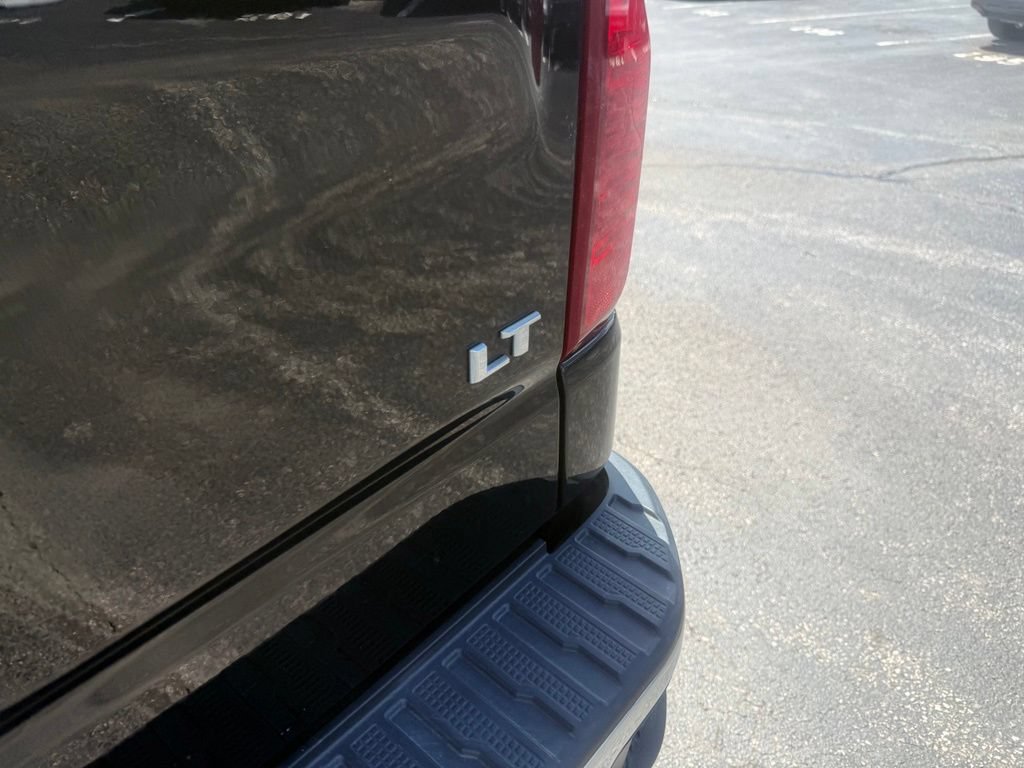 Used 2023 Chevrolet Silverado 1500 LT AWD/4WD image 43