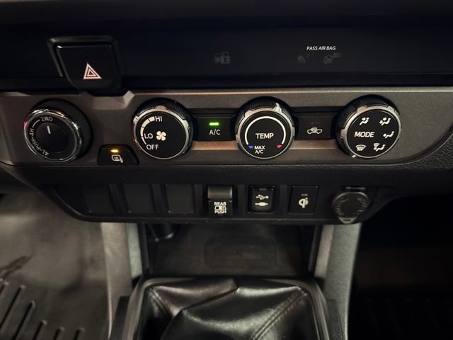 Used 2019 Toyota Tacoma TRD Off-Road AWD/4WD image 16