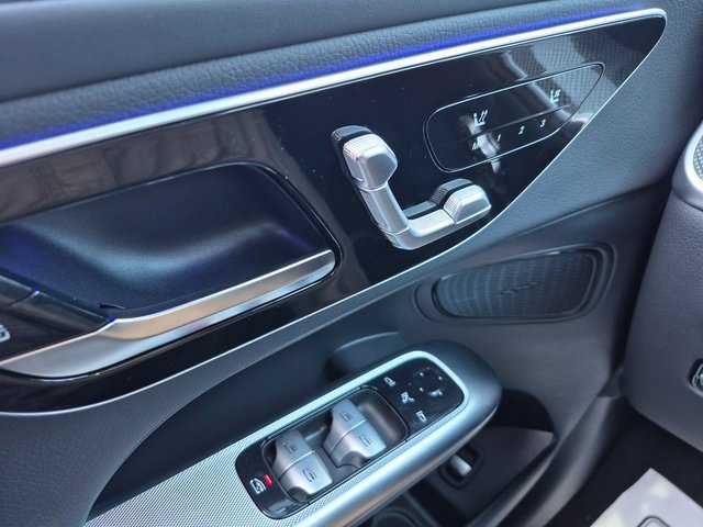 New 2026 Mercedes-Benz GLC 300 image 23