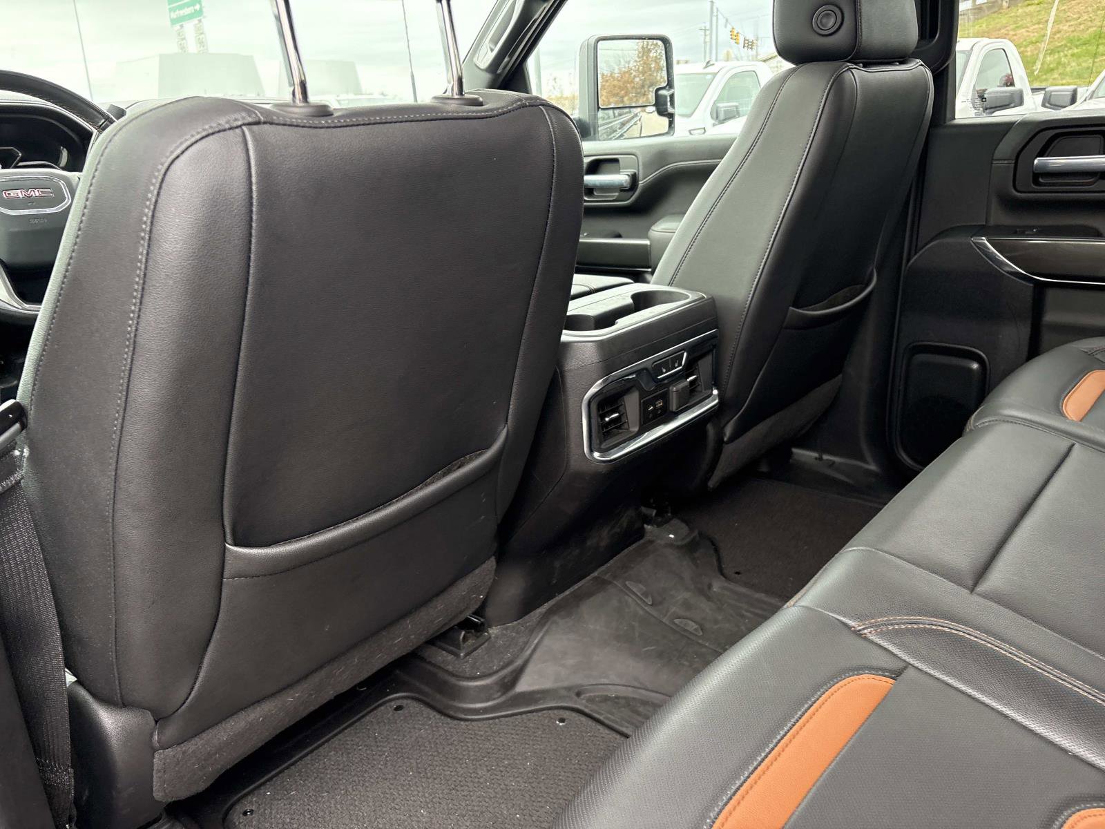 Certified 2021 GMC Sierra 2500 AT4 w/ AT4 Premium Plus Package image 30