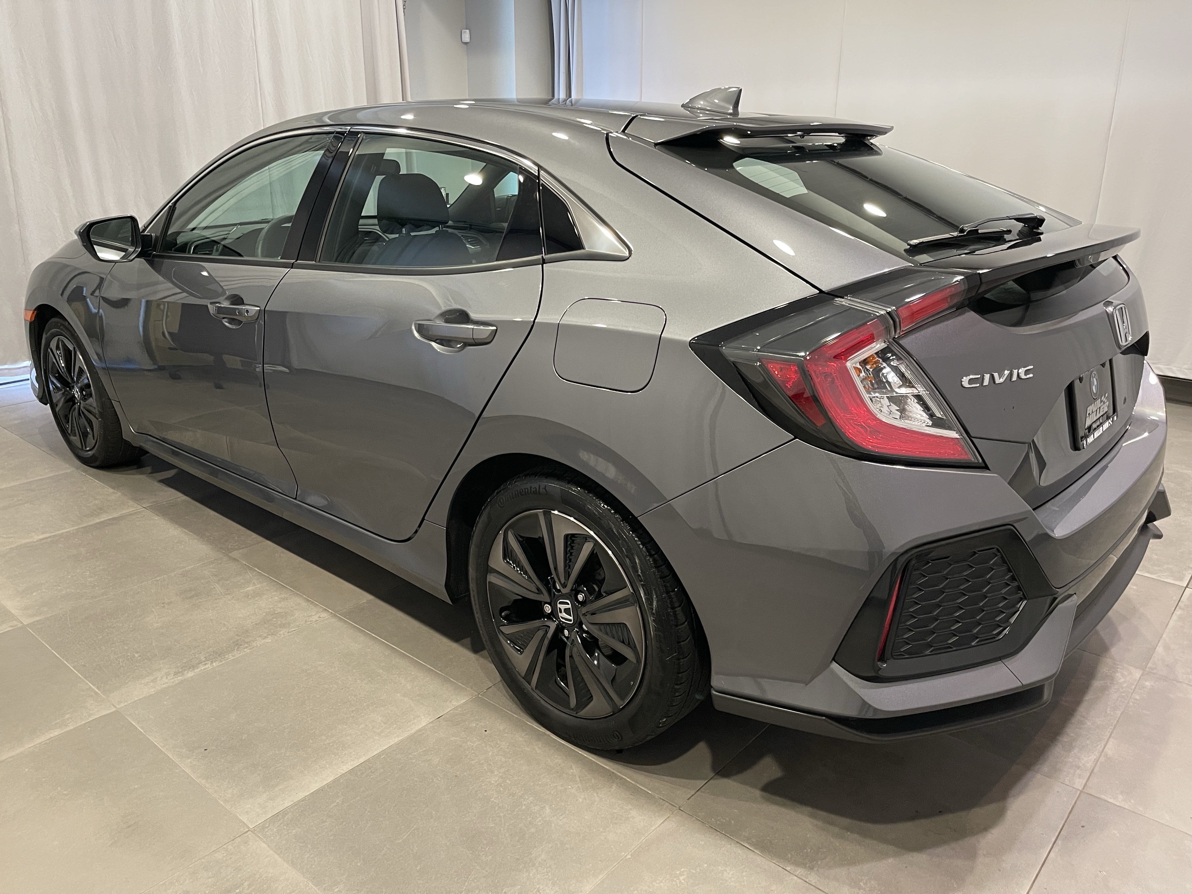 Used 2018 Honda Civic EX image 4