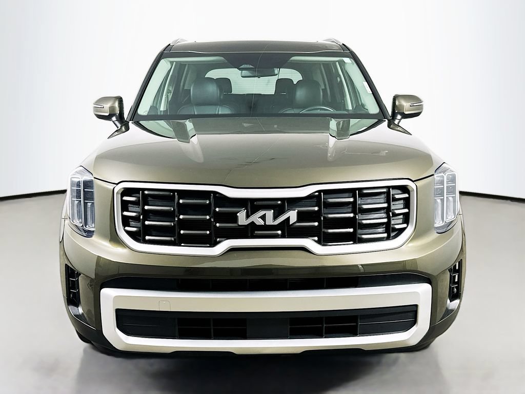 Used 2025 Kia Telluride S AWD/4WD image 2