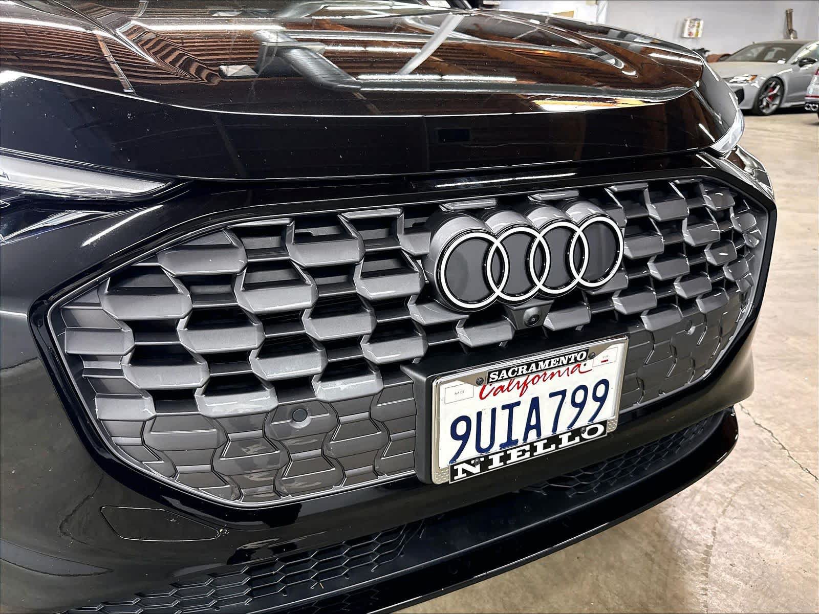 Certified 2025 Audi Q5 Premium w/ Convenience Package AWD/4WD image 32