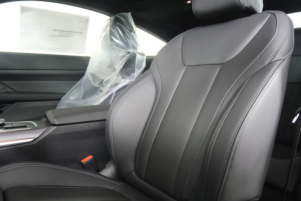 New 2026 BMW 430i Coupe w/ Parking Assistance Package RWD image 10