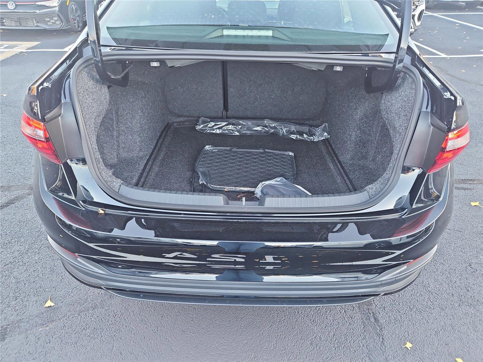 New 2026 Volkswagen Jetta Sport image 5