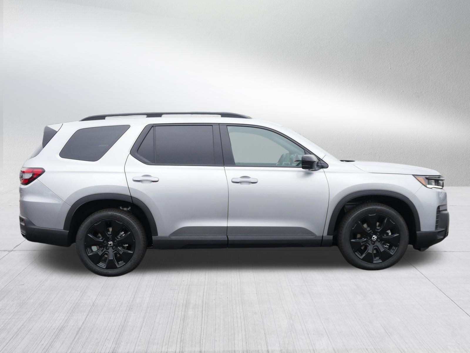 New 2026 Honda Pilot Black Edition image 8