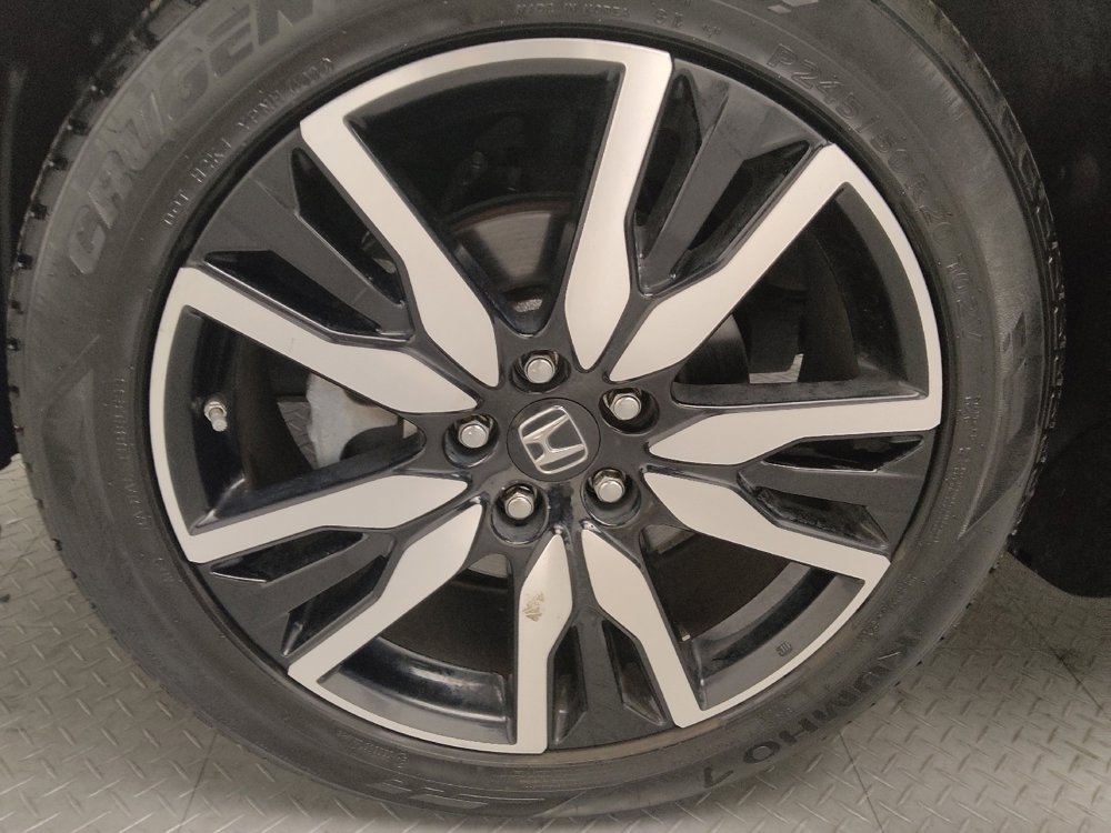 Used 2020 Honda Pilot Elite image 31