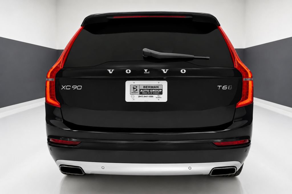 Used 2016 Volvo XC90 T6 Momentum w/ Momentum Plus Package AWD/4WD image 8