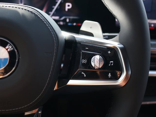 New 2025 BMW 760i xDrive AWD/4WD image 16