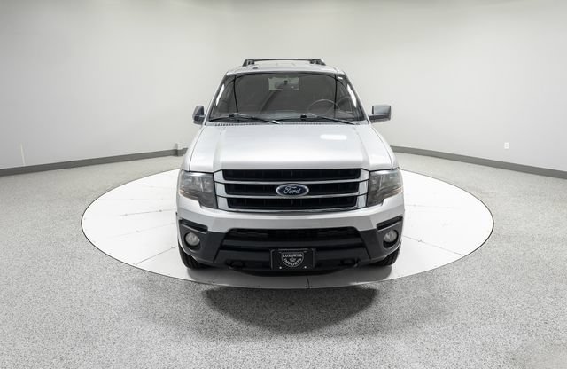 Used 2017 Ford Expedition EL XL w/ Equipment Group 101A AWD/4WD image 29