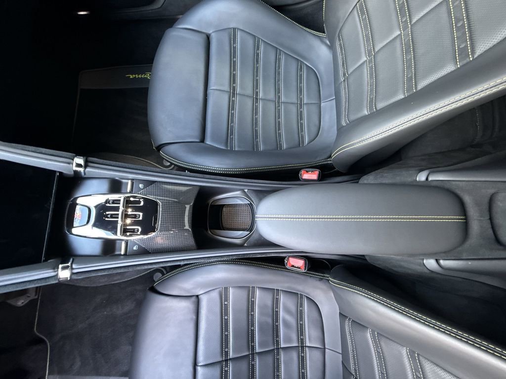 Used 2023 Ferrari Roma image 21