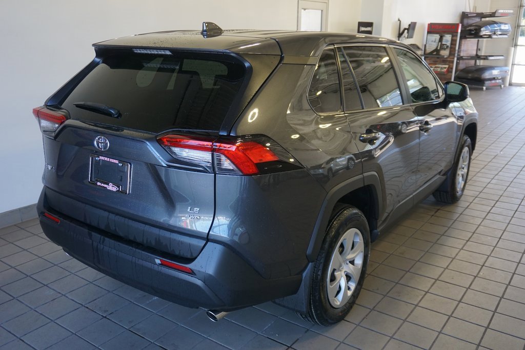 New 2025 Toyota RAV4 LE image 15
