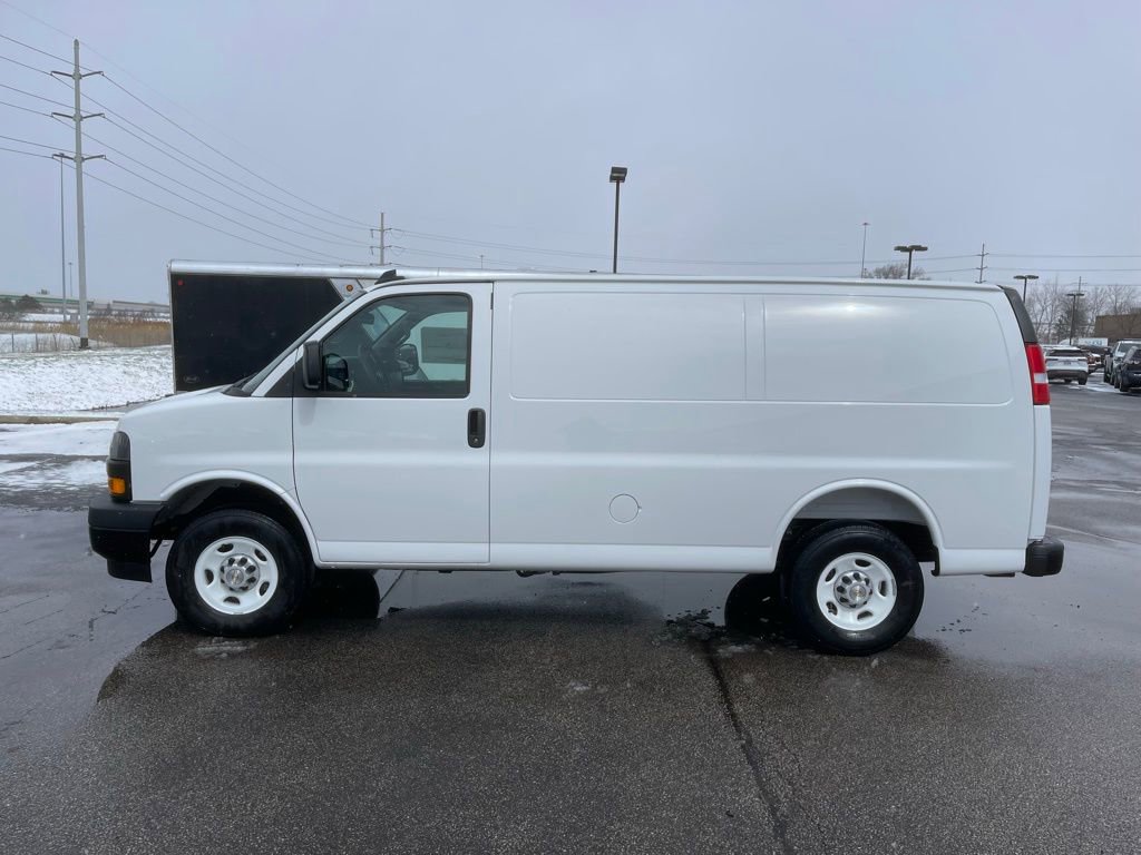 New 2025 Chevrolet Express 2500 w/ Driver Convenience Package image 4