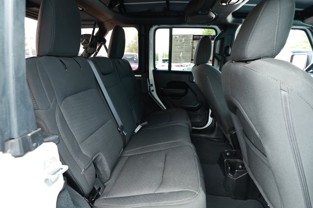 Used 2022 Jeep Wrangler Unlimited Sport AWD/4WD image 27