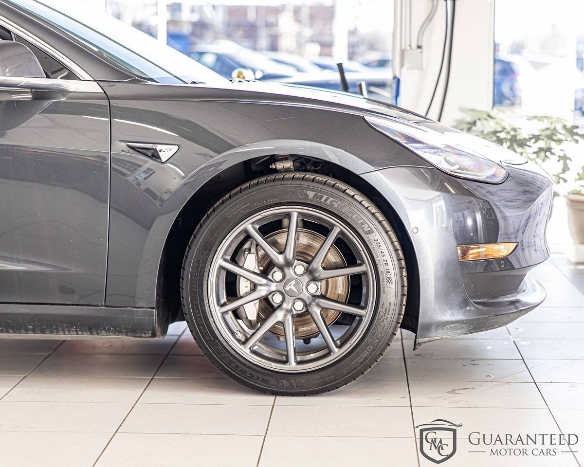 Used 2018 Tesla Model 3 Long Range image 11