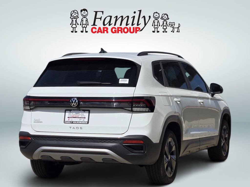 Used 2025 Volkswagen Taos S FWD image 4