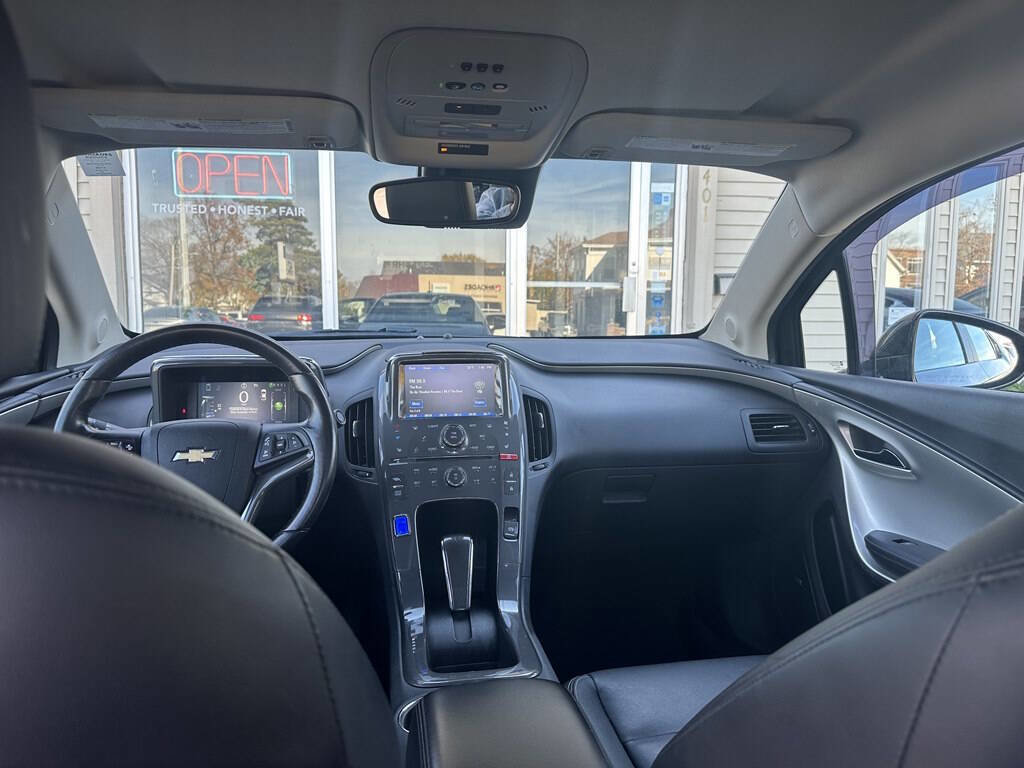 Used 2015 Chevrolet Volt Premium w/ Premium Trim Package image 31