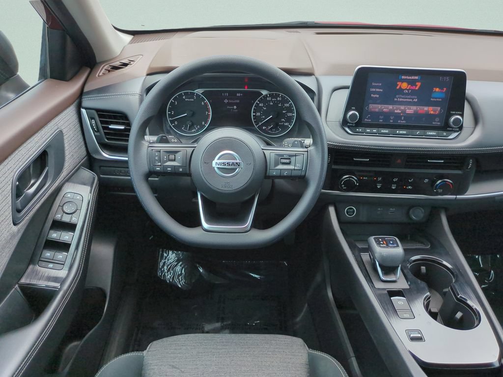 Used 2021 Nissan Rogue S FWD image 12