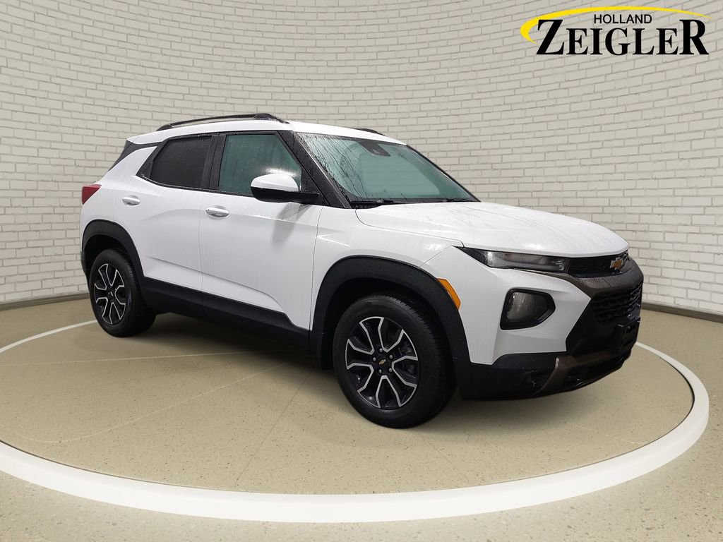 Used 2023 Chevrolet TrailBlazer ACTIV image 3