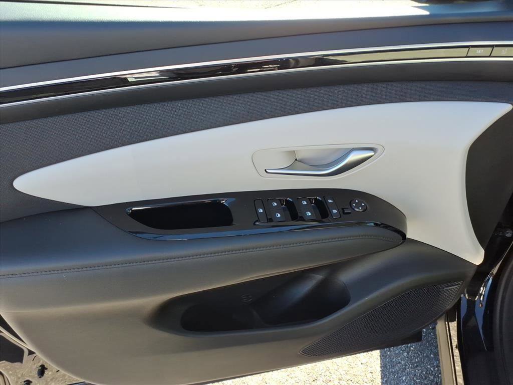 Used 2024 Hyundai Tucson Limited image 14