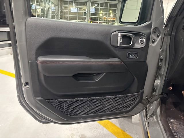 Used 2021 Jeep Wrangler Unlimited Rubicon AWD/4WD image 13