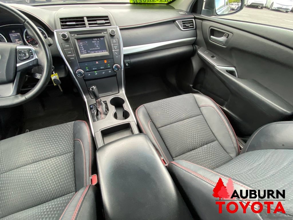 Used 2015 Toyota Camry SE FWD image 23