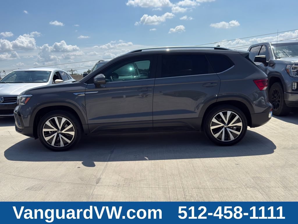 Used 2022 Volkswagen Taos SE AWD/4WD image 6