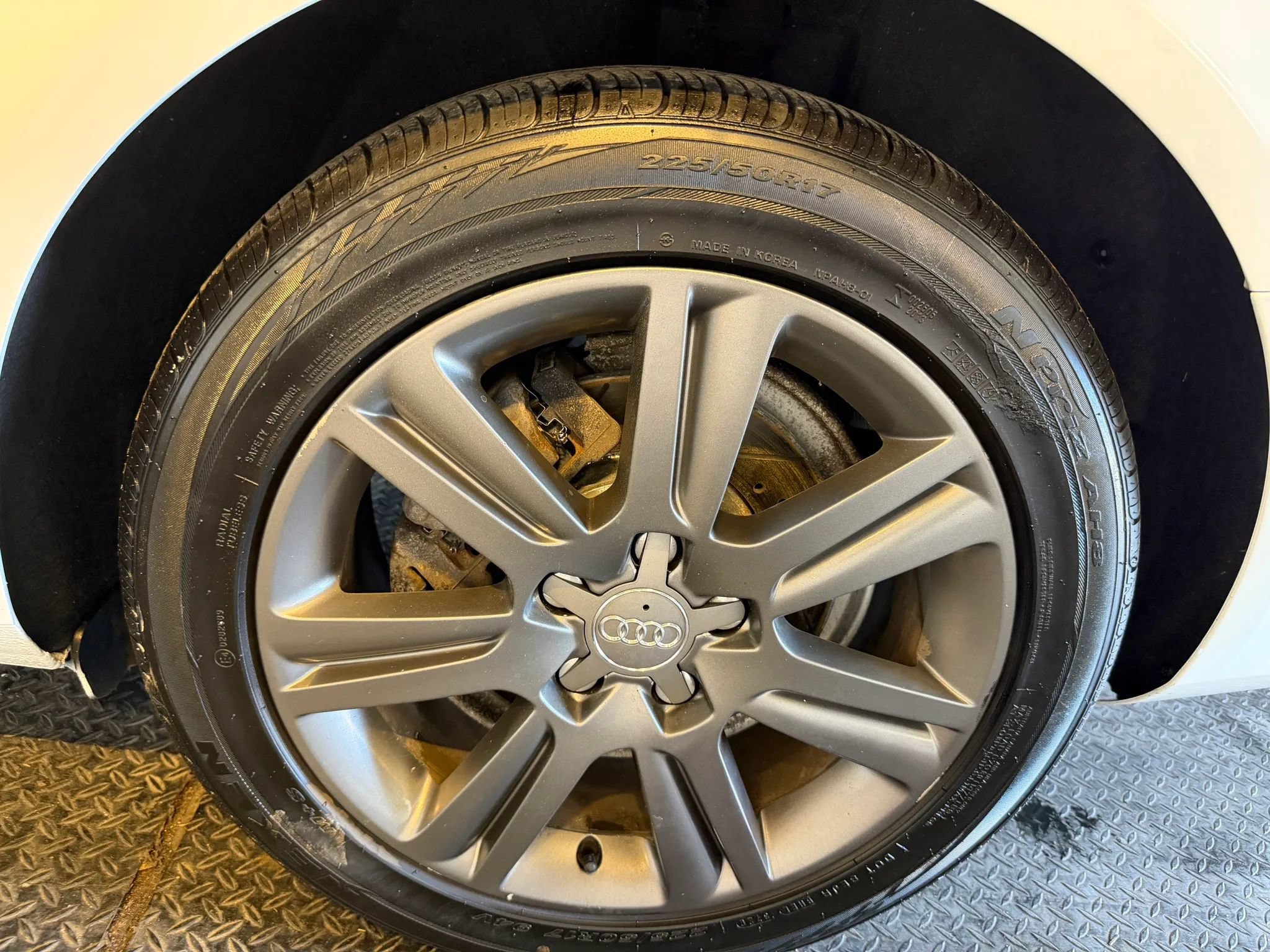 Used 2011 Audi A4 2.0T Premium FWD image 41