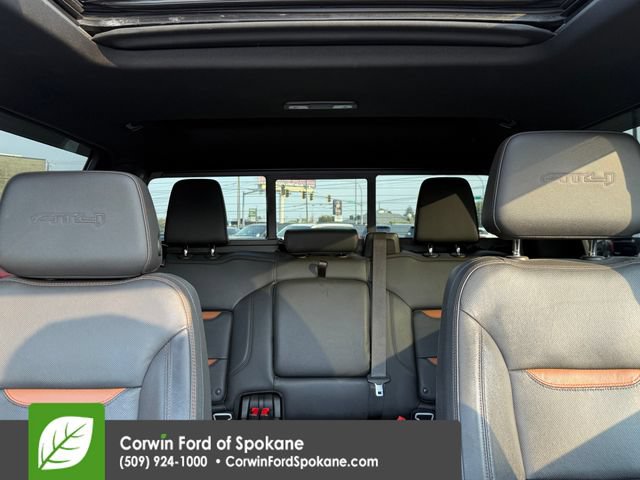 Used 2022 GMC Sierra 1500 AT4 w/ Technology Package AWD/4WD image 37
