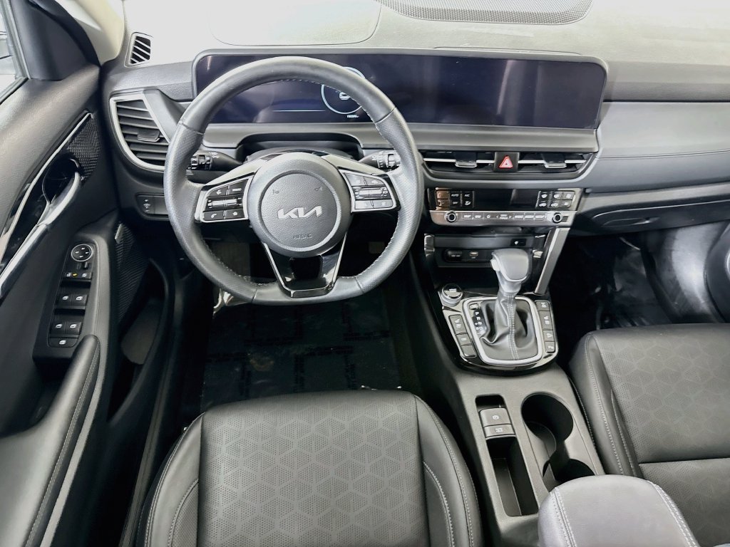 Used 2026 Kia Seltos SX w/ SX Sunroof Package AWD/4WD image 4
