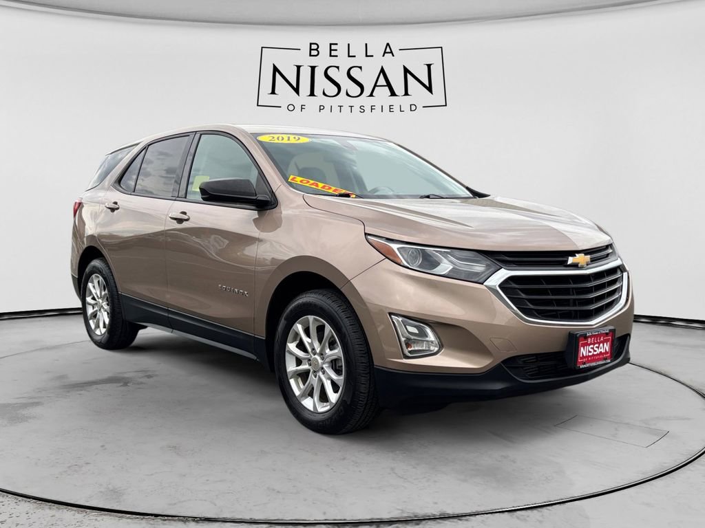 Used 2019 Chevrolet Equinox LS w/ LS Convenience Package AWD/4WD image 7